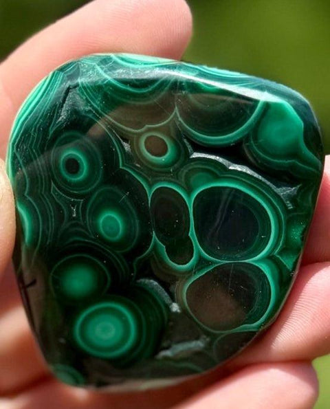 Malachite Crystal|Ethically Sourced from the Congo|Stone of Protection and Deep Transformation - SYN - ergy