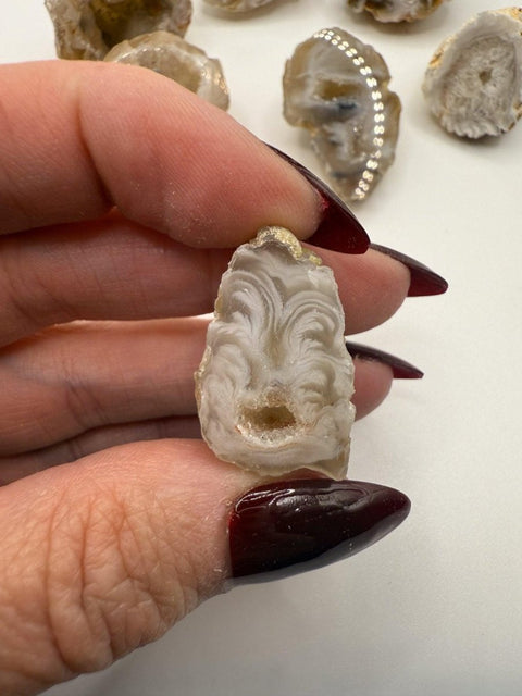 Natural Agate Geode Home Decor| Unique Gift for Crystal Lovers - SYN-ergy
