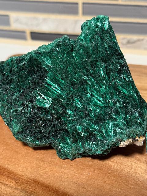 Silky Malachite Crystal|Congo Malachite Specimen for Healing & Energy Work - SYN-ergy