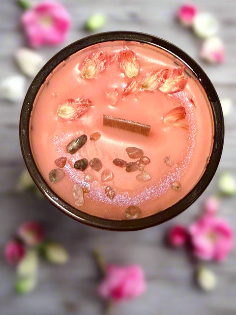 Bleeding Heart Candle|Honey, Tonka, Sandalwood & Geranium - SYN - ergy