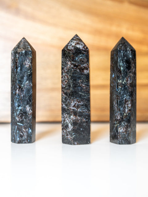 Blue Astrophyllite – Rare Crystal for Inner Wisdom, Transformation & Spiritual Awakening - SYN - ergy