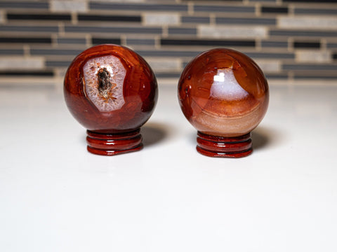 Carnelian Spheres – Energizing Crystal for Creativity, Courage & Motivation - SYN - ergy