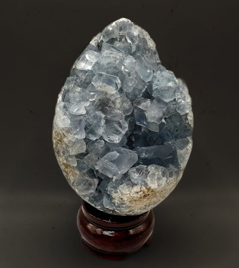 Celestite Clusters – Soothing Crystals for Peace, Communication & Spiritual Connection - SYN - ergy