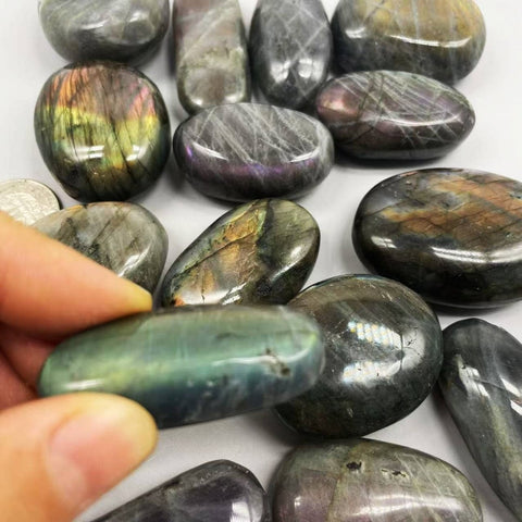 Labradorite Palm Stones - SYN-ergy