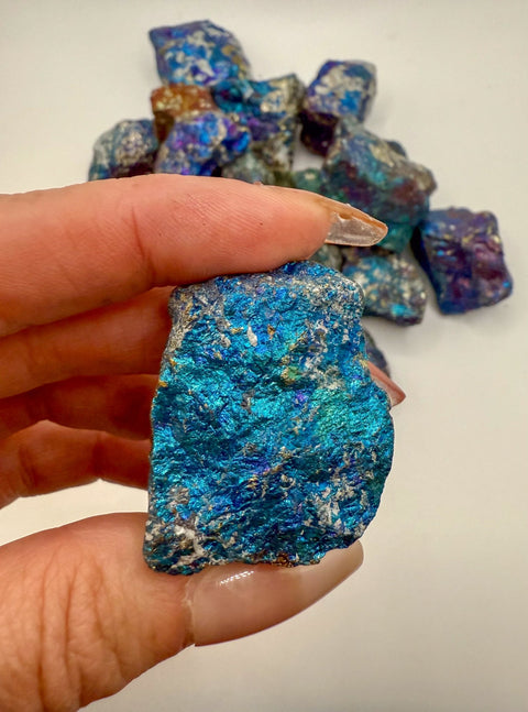 Raw Peacock Ore – Natural Crystal for Transformation, Joy & Energy Healing - SYN - ergy