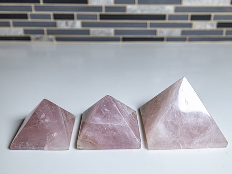 Rose Quartz Pyramid – Crystal for Love, Healing & Emotional Balance - SYN - ergy